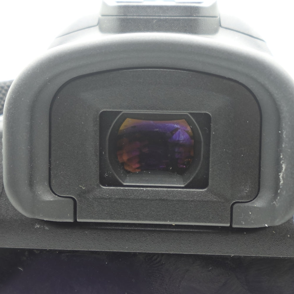 Used Canon 5D Mark IV | U8