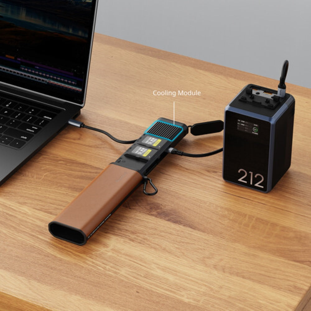 SmallRig CFexpress Type B Multifunctional Card Reader and Storage Case