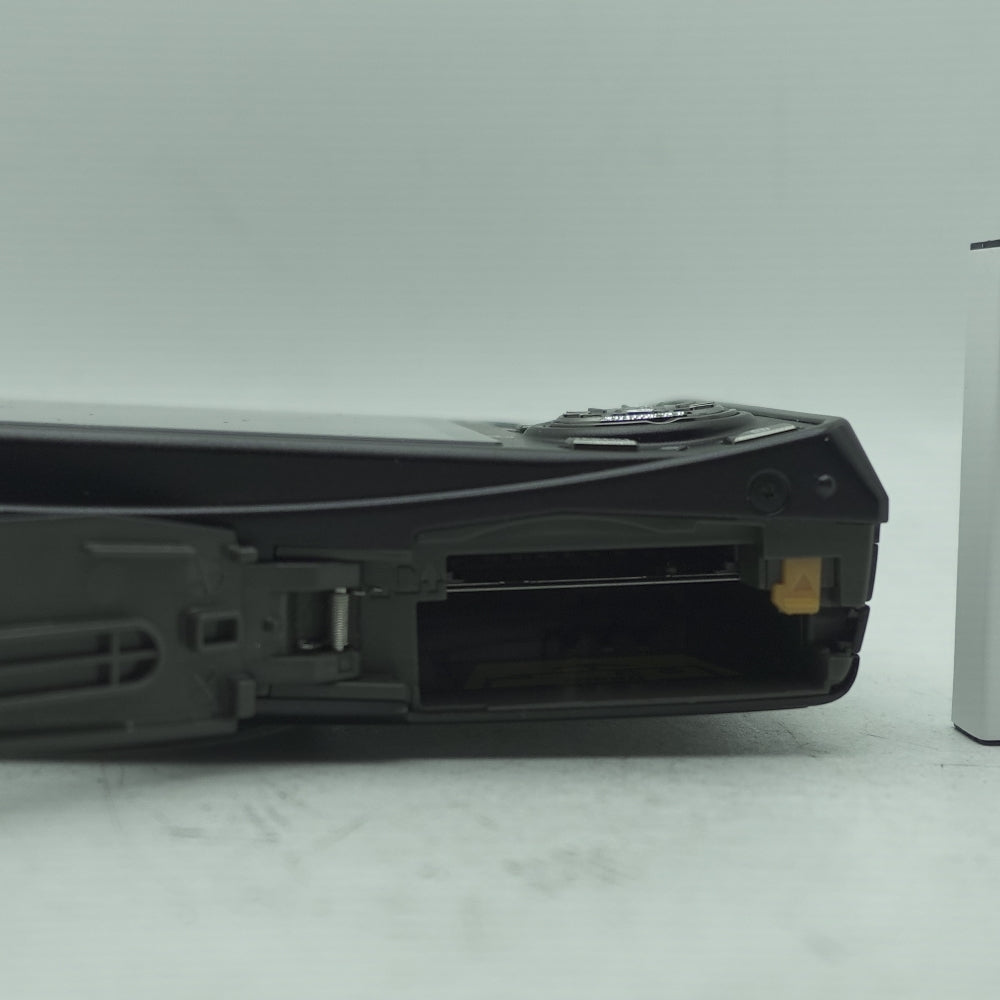 Used Nikon Coolpix S630 | Black | U9