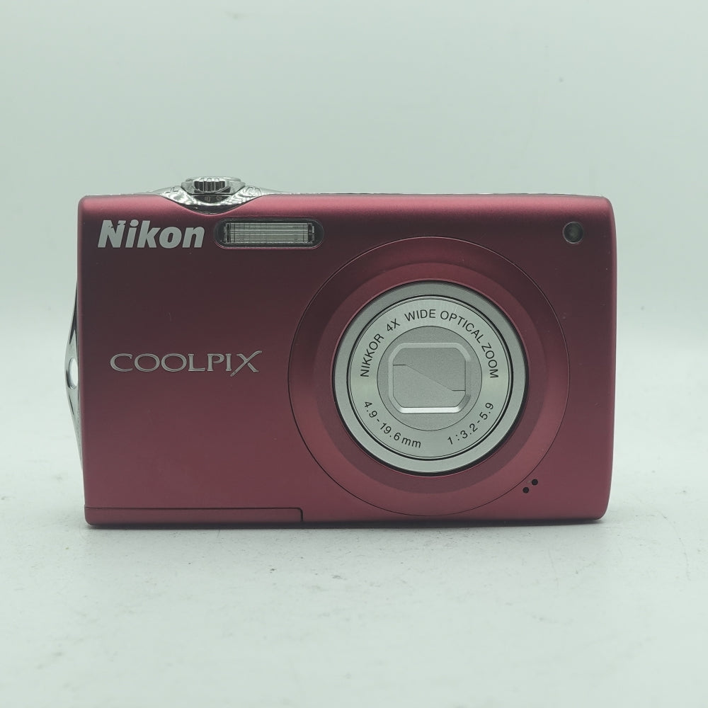 Used Nikon CoolPix S205 | Red | U8