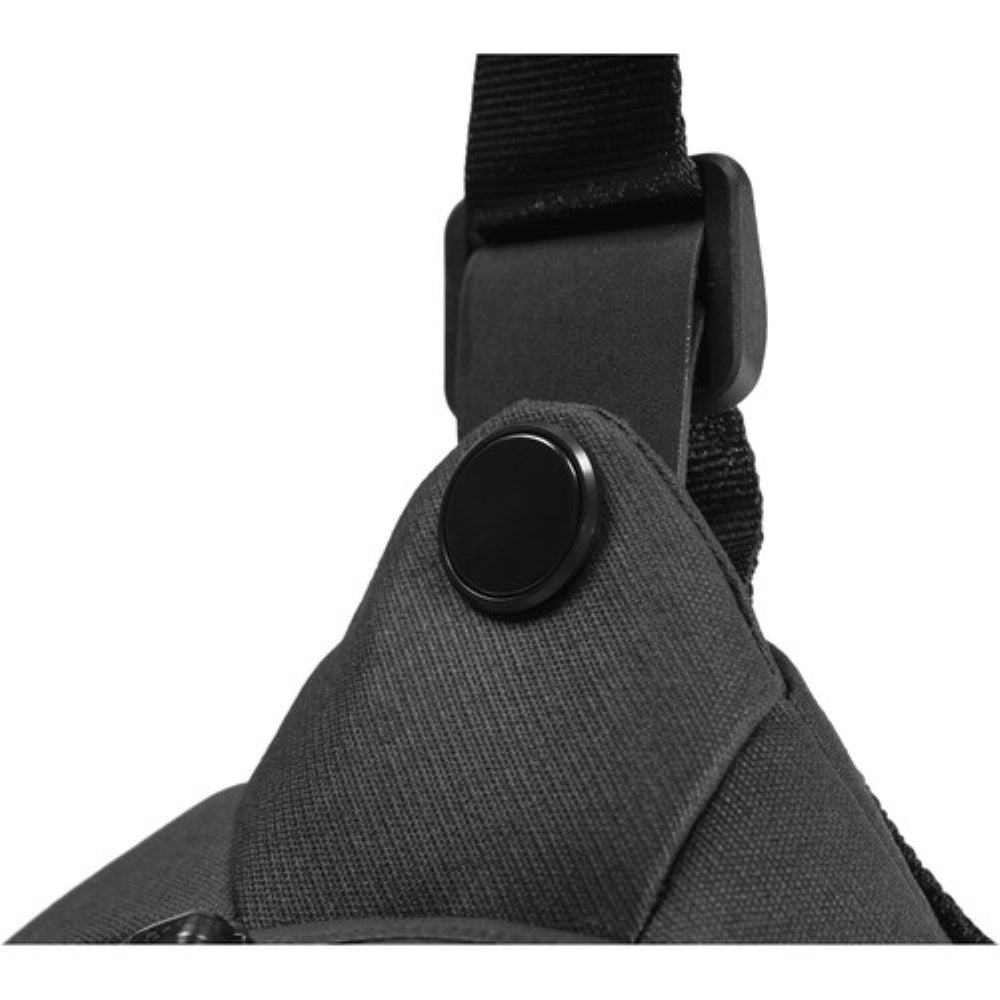 Peak Design Everyday Sling | Black, 10L
