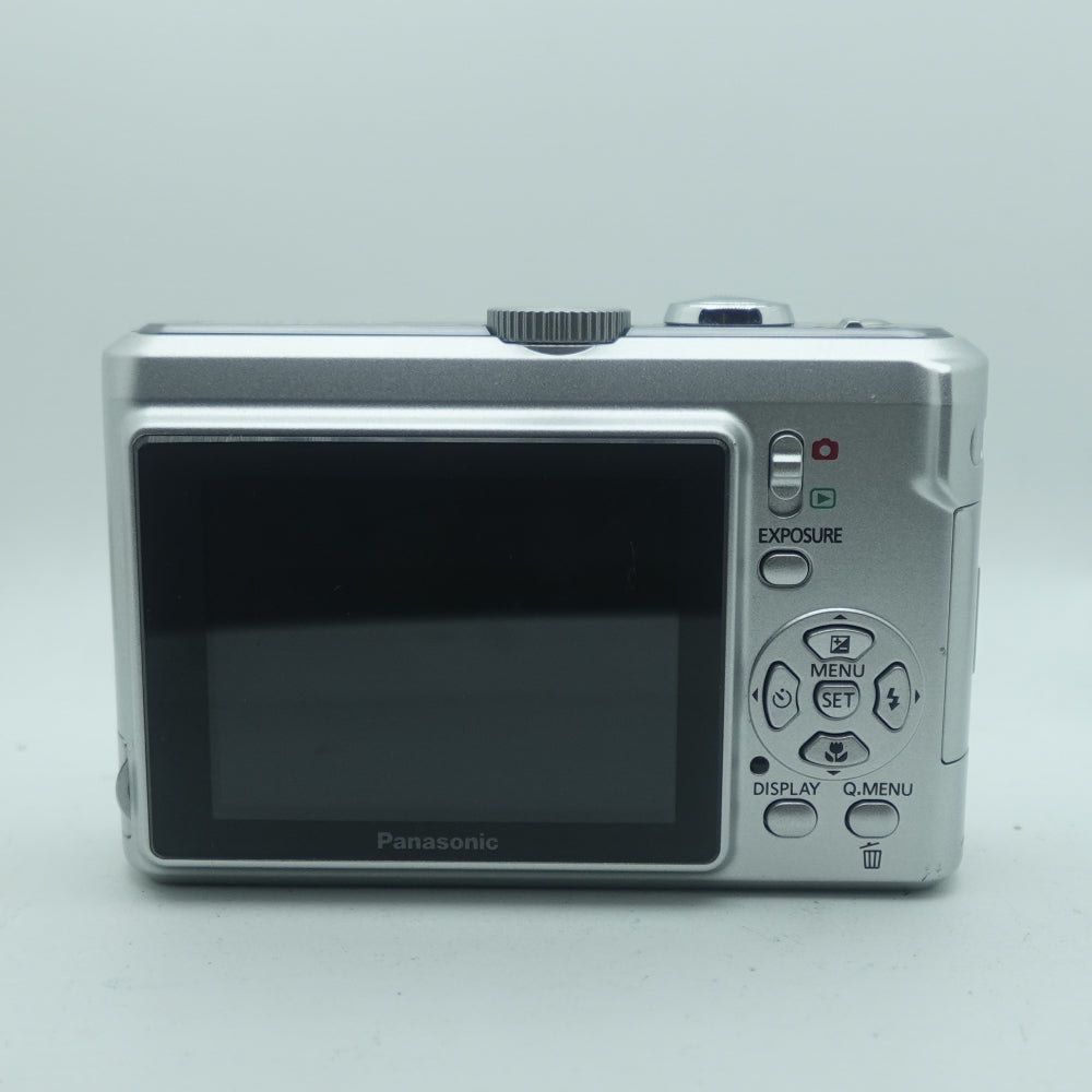 Used Panasonic Lumix DMC-FH6 | Silver | U8