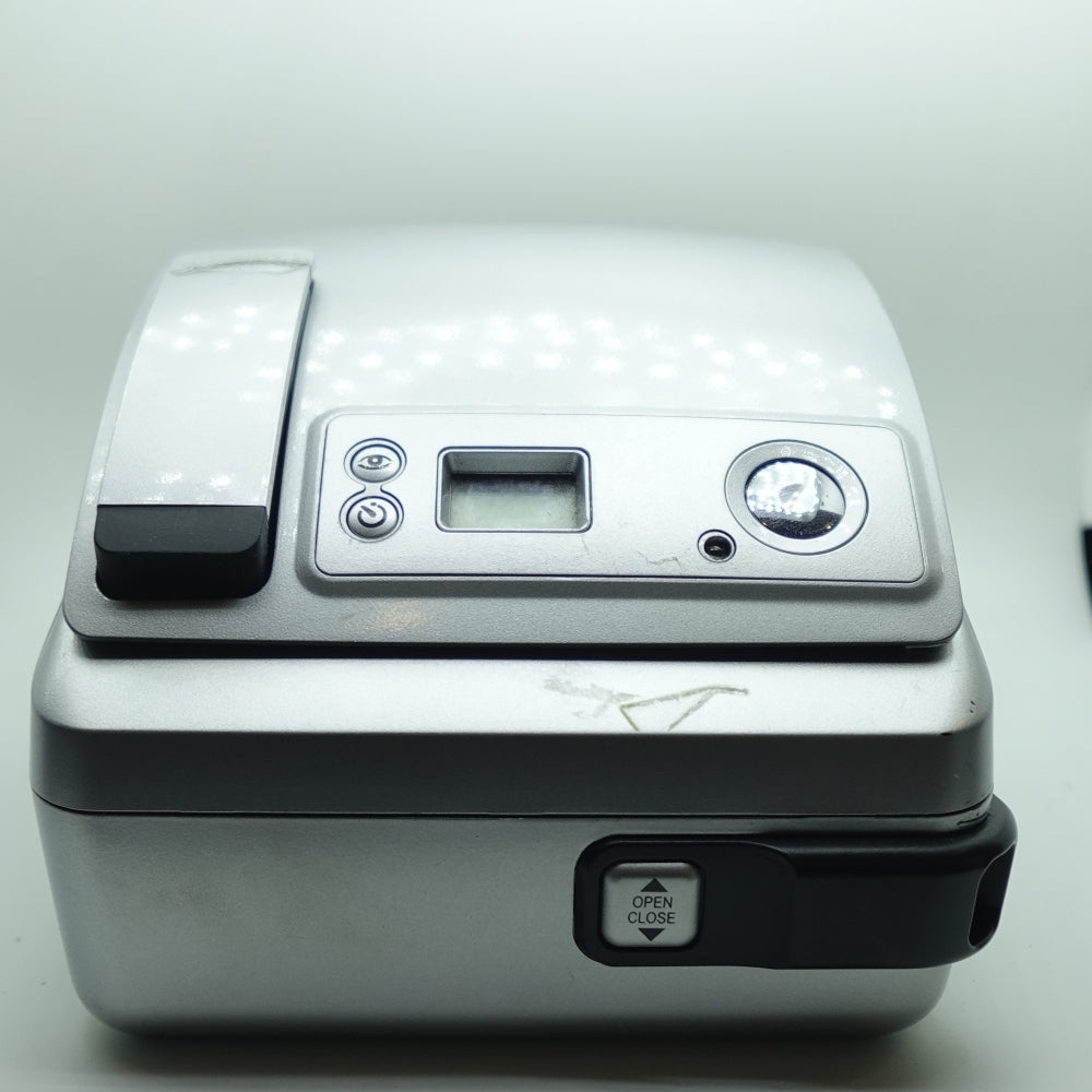 Used Polaroid One 600 | SIlver | U8