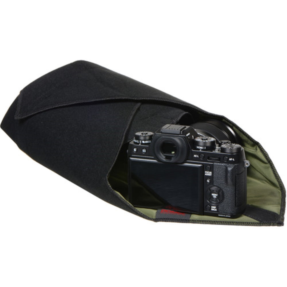 Domke 15x15" Color Coded Protective Wrap | Black