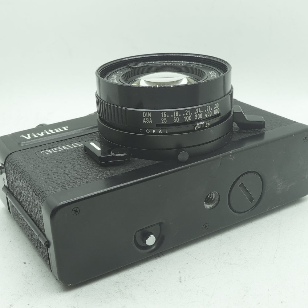 Used Vivitar 35ES 40mm F/1.7 | U9