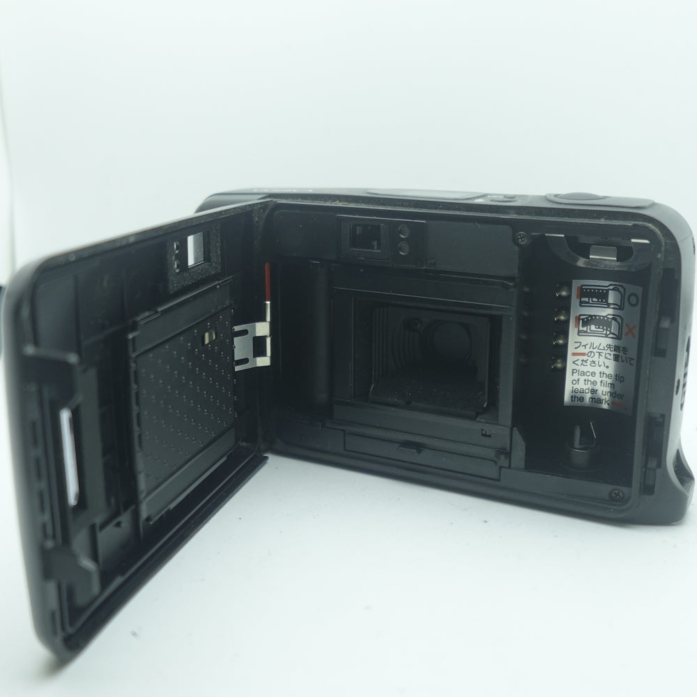 Used Yashica T4 | 35mm | f/3.5 | Black | U8+