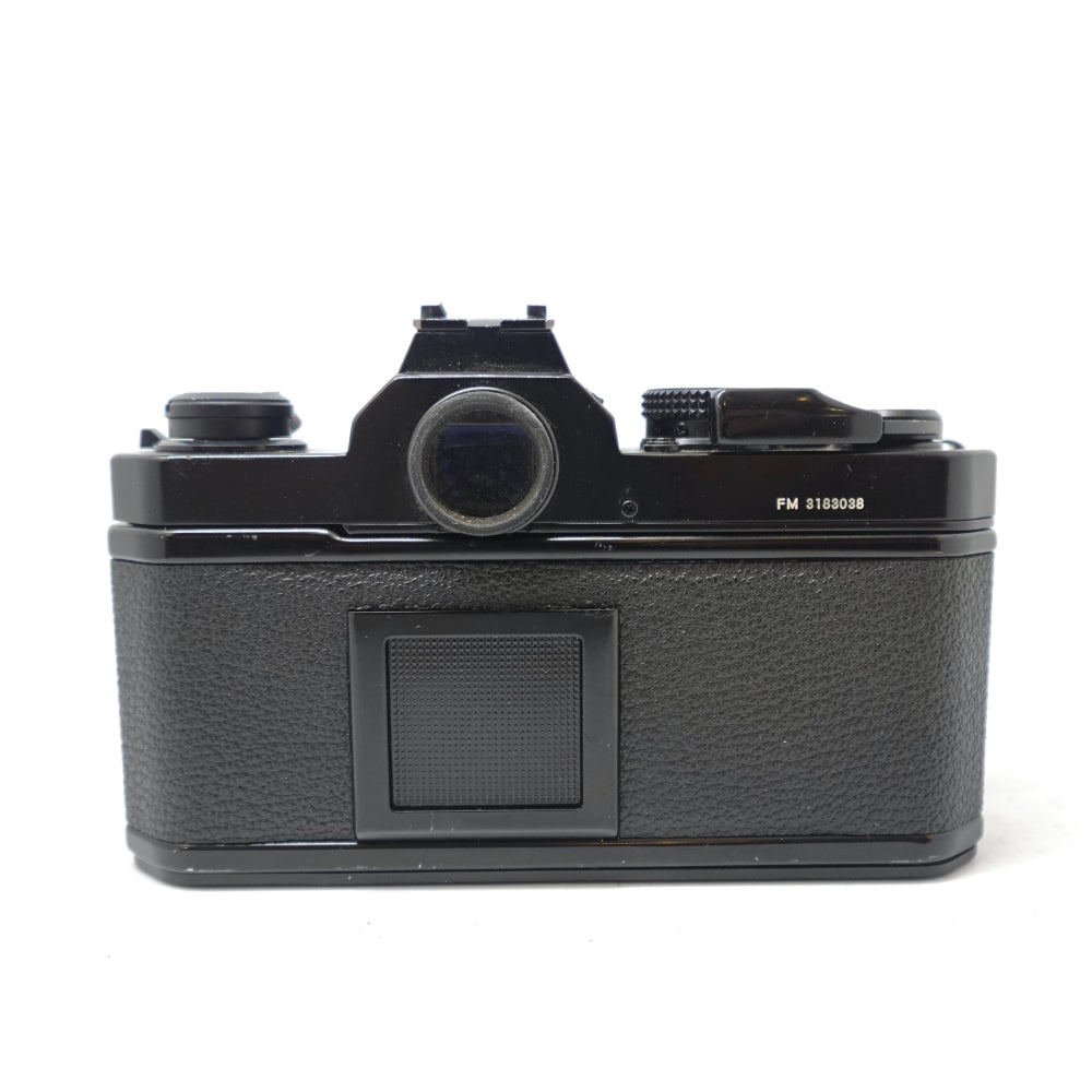 Used Nikon FM 35mm Camera | Black | U9