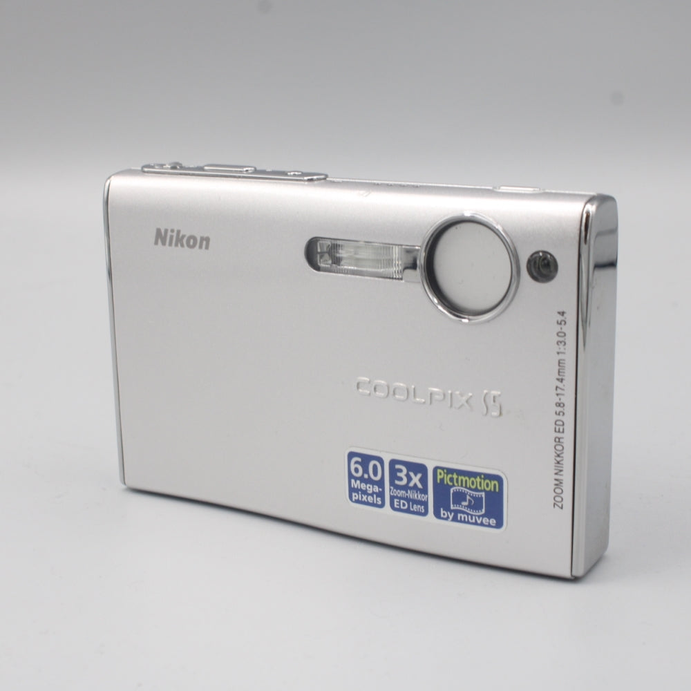 Used Nikon Coolpix S5 Digital Point and Shoot Camera