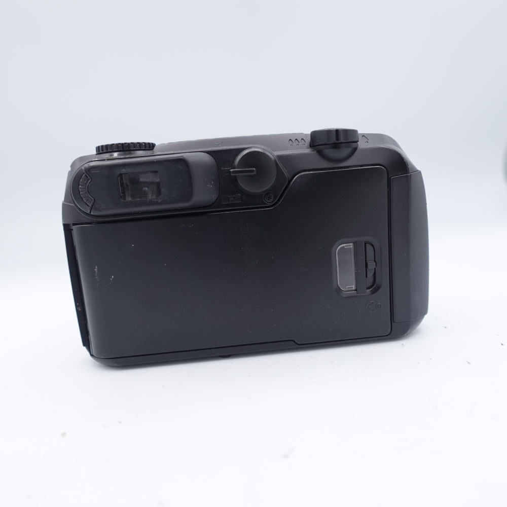 Used Pentax IQZoom 200 35mm Point and Shoot Camera | Silver | U7