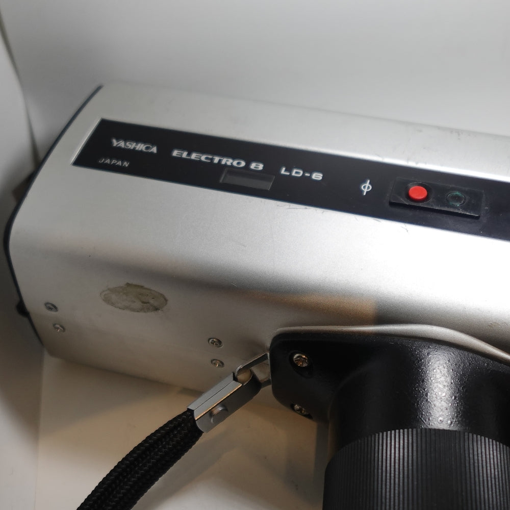 Used Yashica Electro 8 | Super-8 | Silver | U8