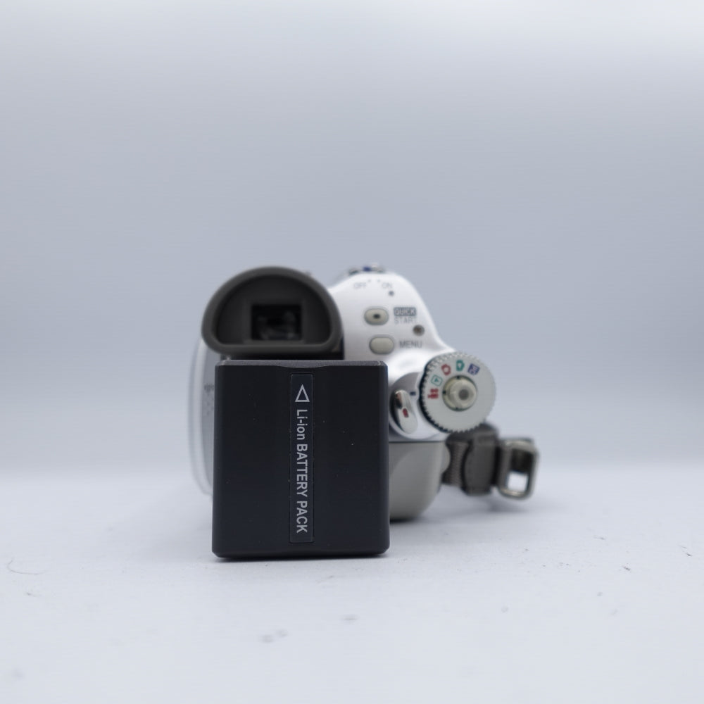 Used Panasonic PV-GS150 MiniDV Camcorder | Silver | U9