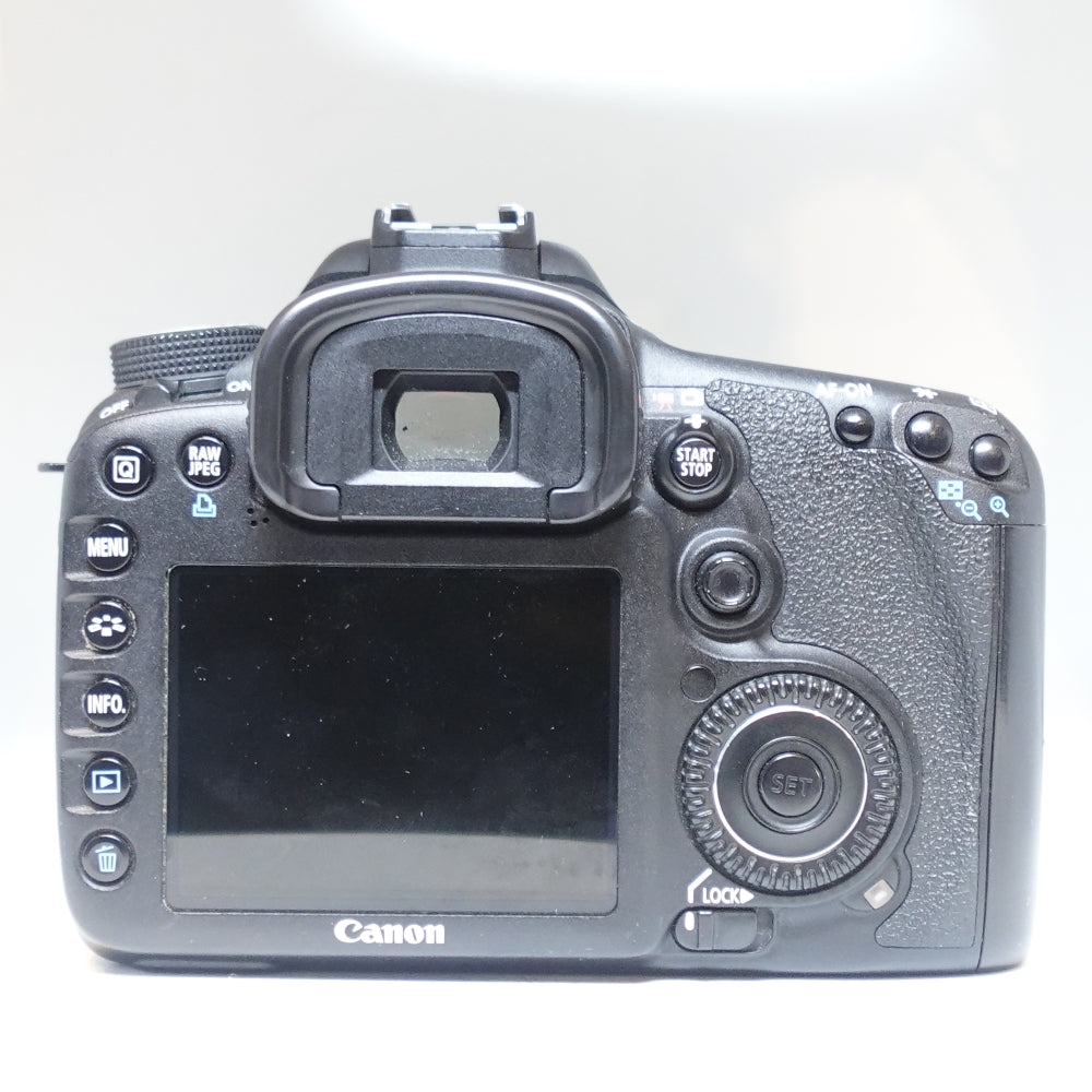 Used DSLR Canon EOS 7D | U8