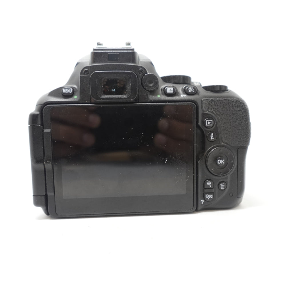 Used Nikon D5600 DSLR Camera Body | Black | U9