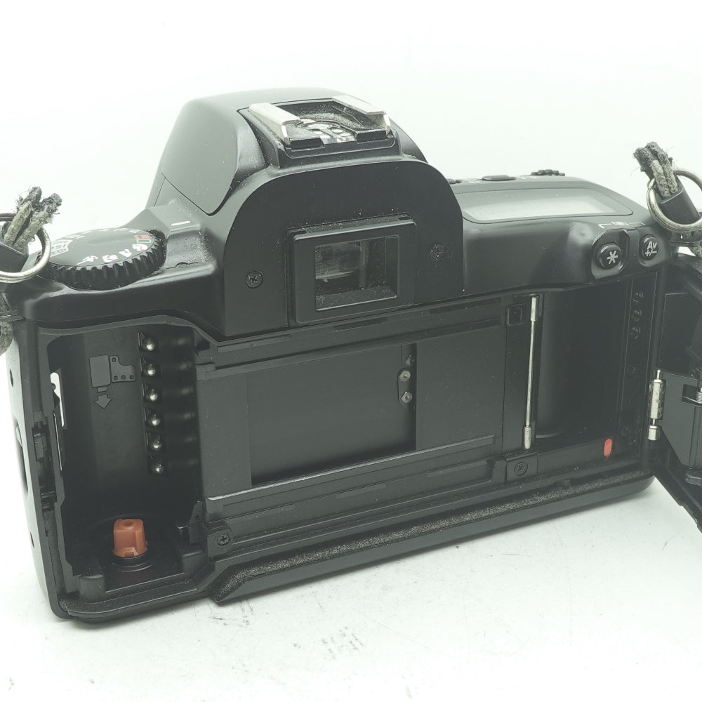 Used Canon EOS Rebel XS | 35mm DSLR | U9