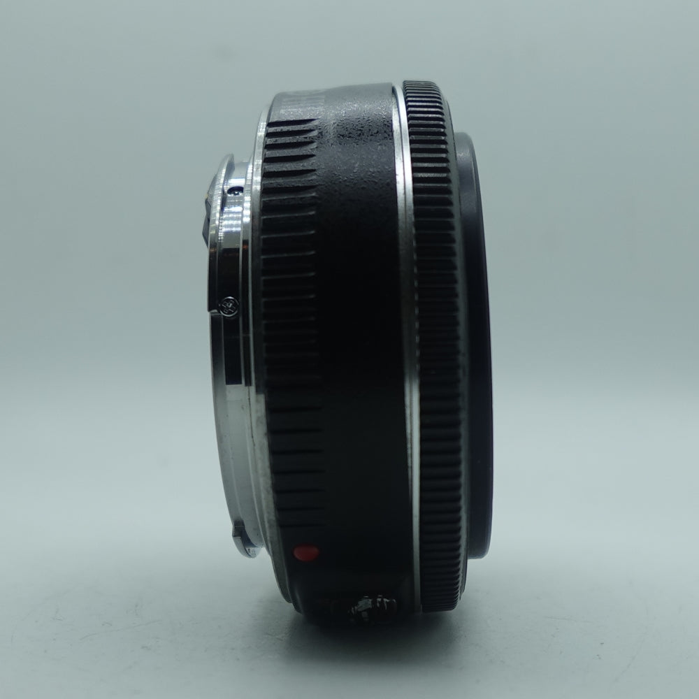 Used Canon EF 40mm f/2.8 STM | U8