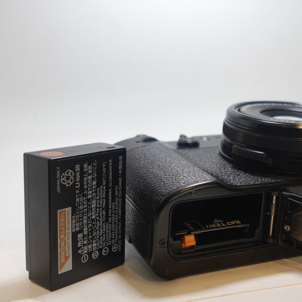 Used Fujifilm X100V | Black | U8