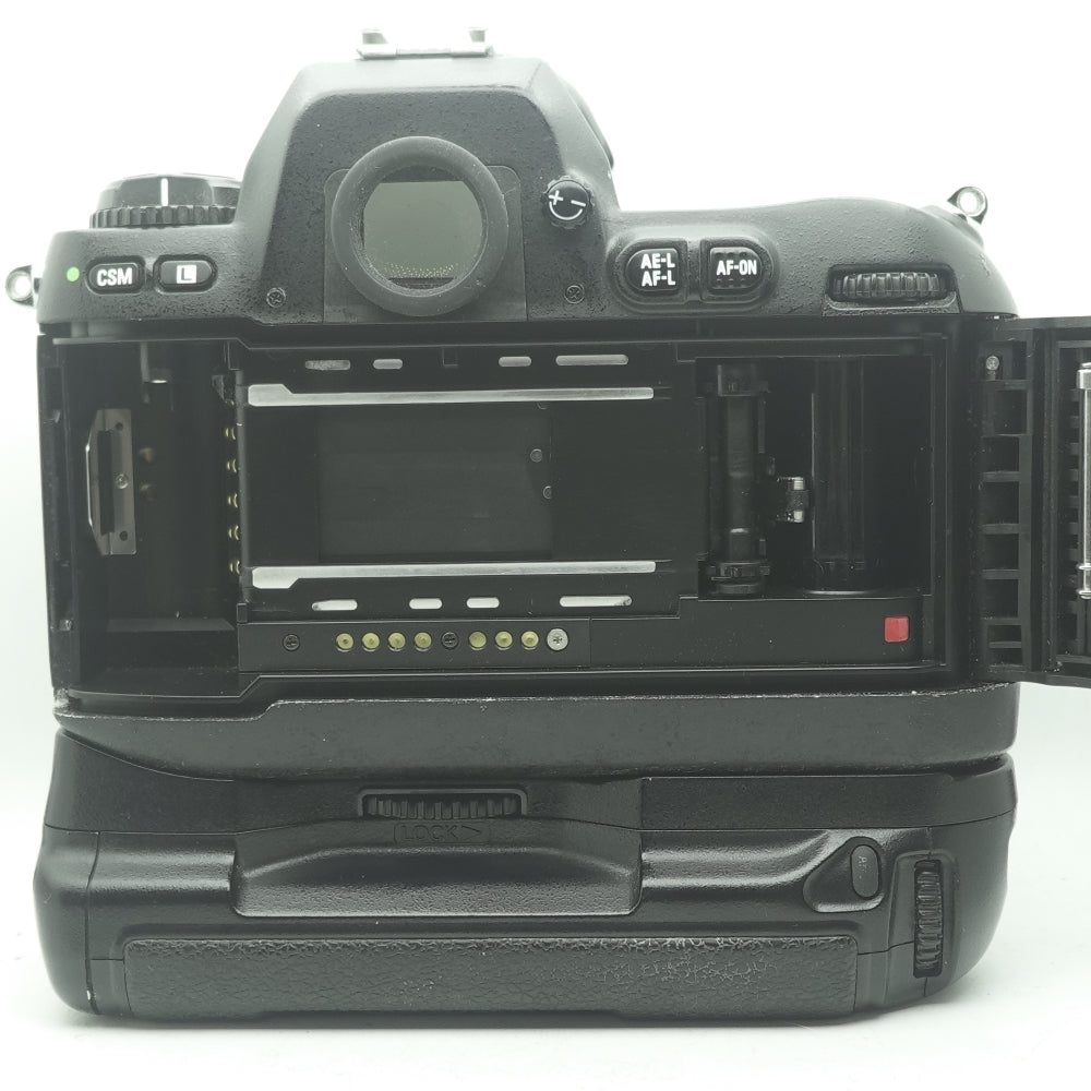 Used Nikon F100 W/ MB-15 Battery Grip | U8