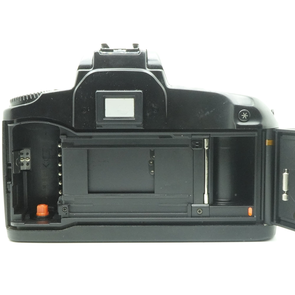 Used Canon EOS Elan 35mm | Black | U8
