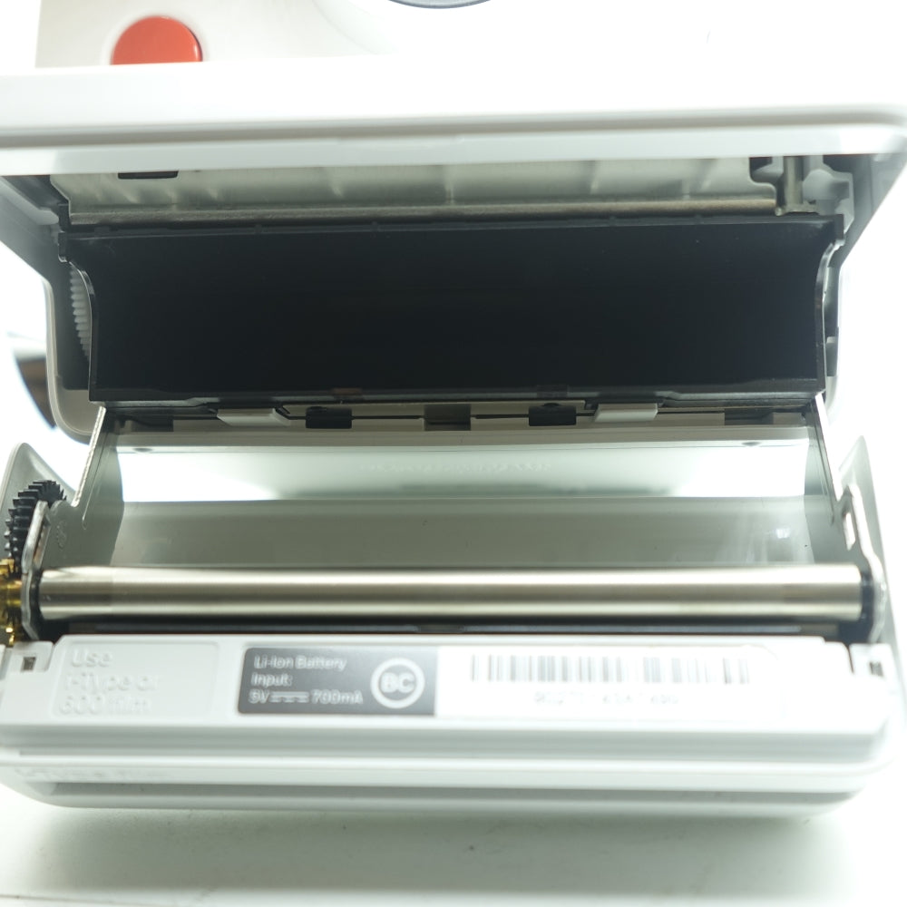 Used Polaroid Now | White | U8