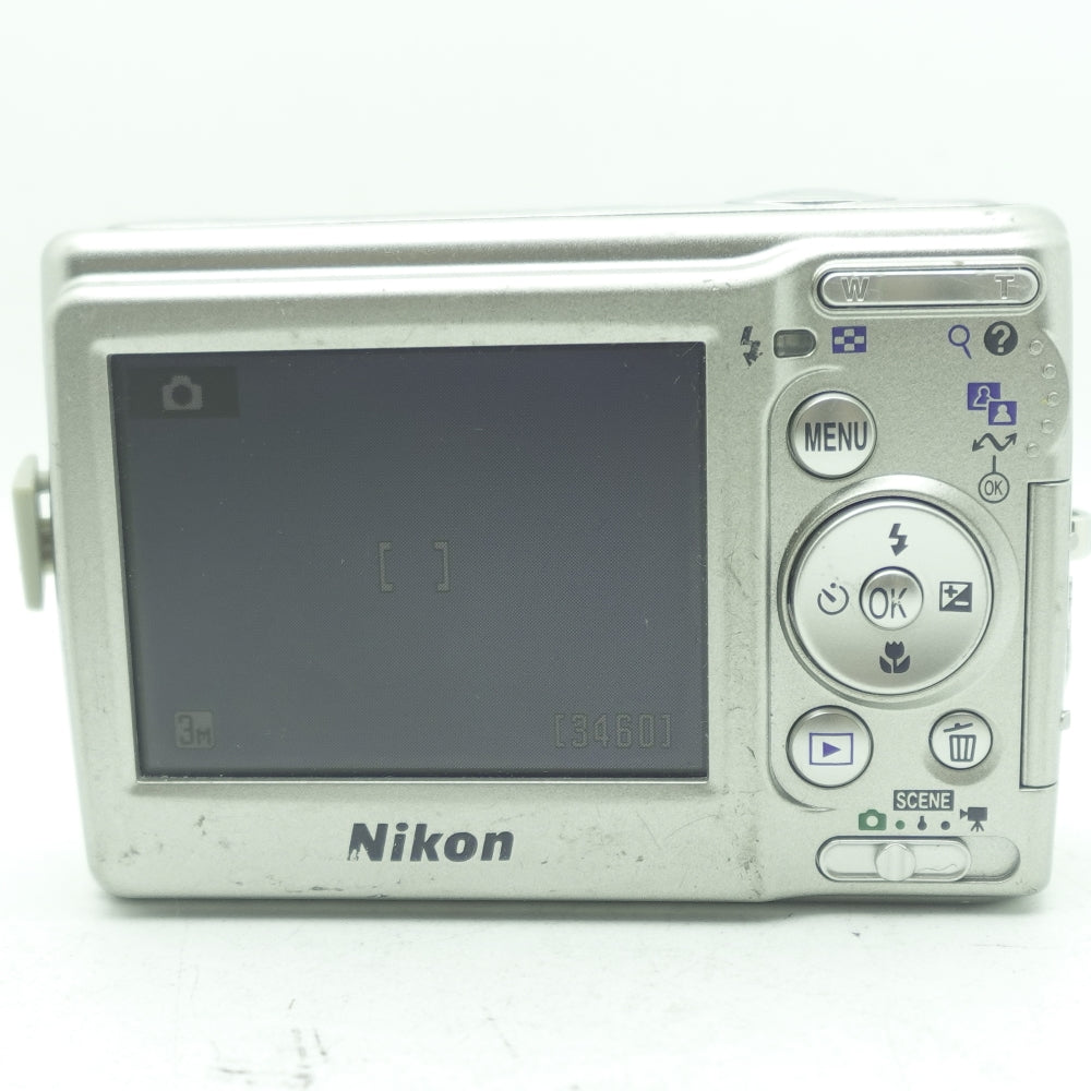Used Nikon Coolpix L11 | Silver | U8