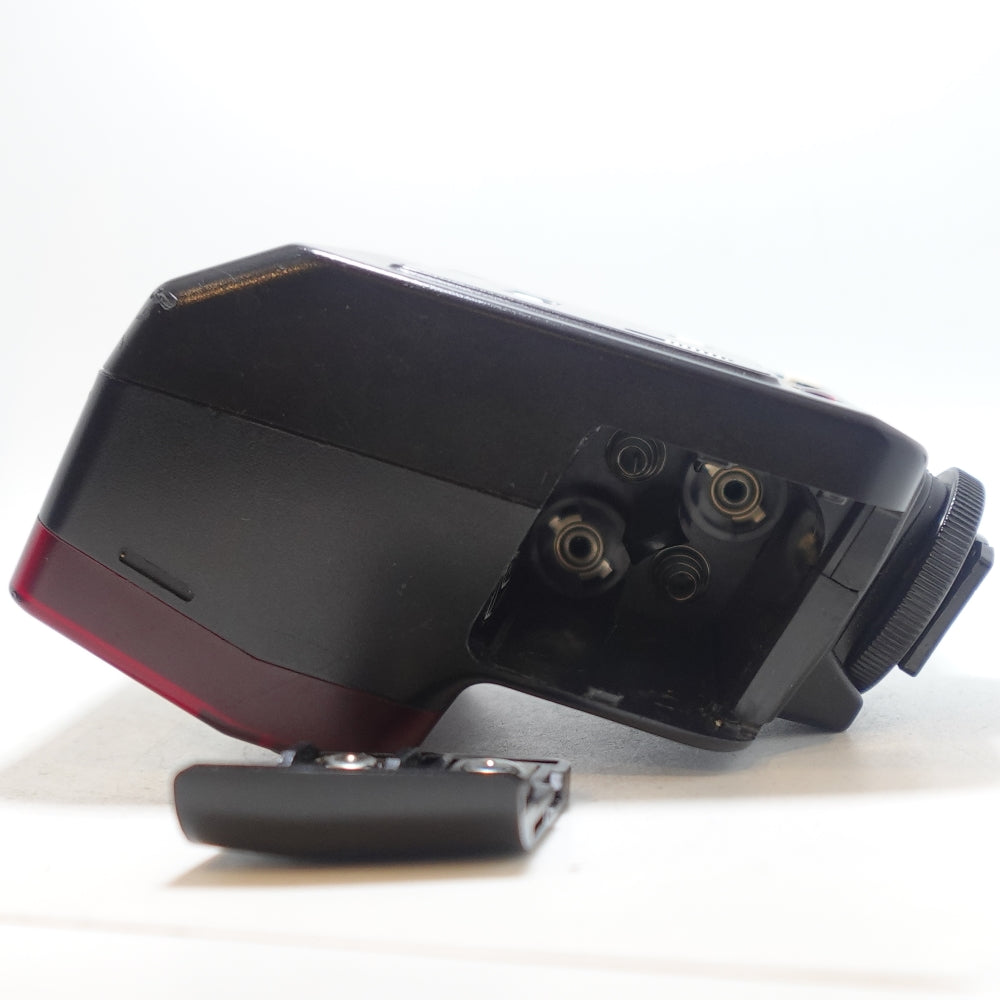 Used Canon 227T Speedlite Flash | U8