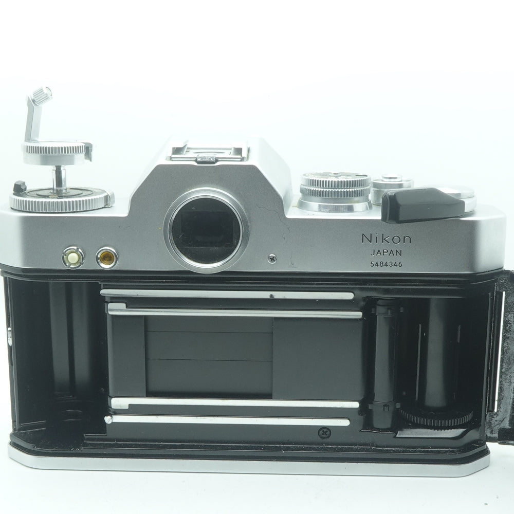 Used Nikkormat EL | 35mm | Chrome | U8