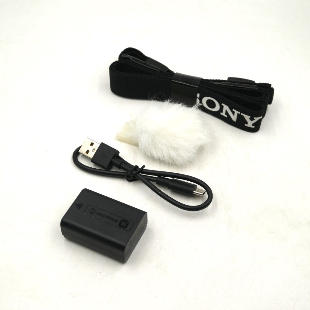 Sony ZV-E10 Mirrorless Camera with 16-50mm Lens | White **OPEN BOX**