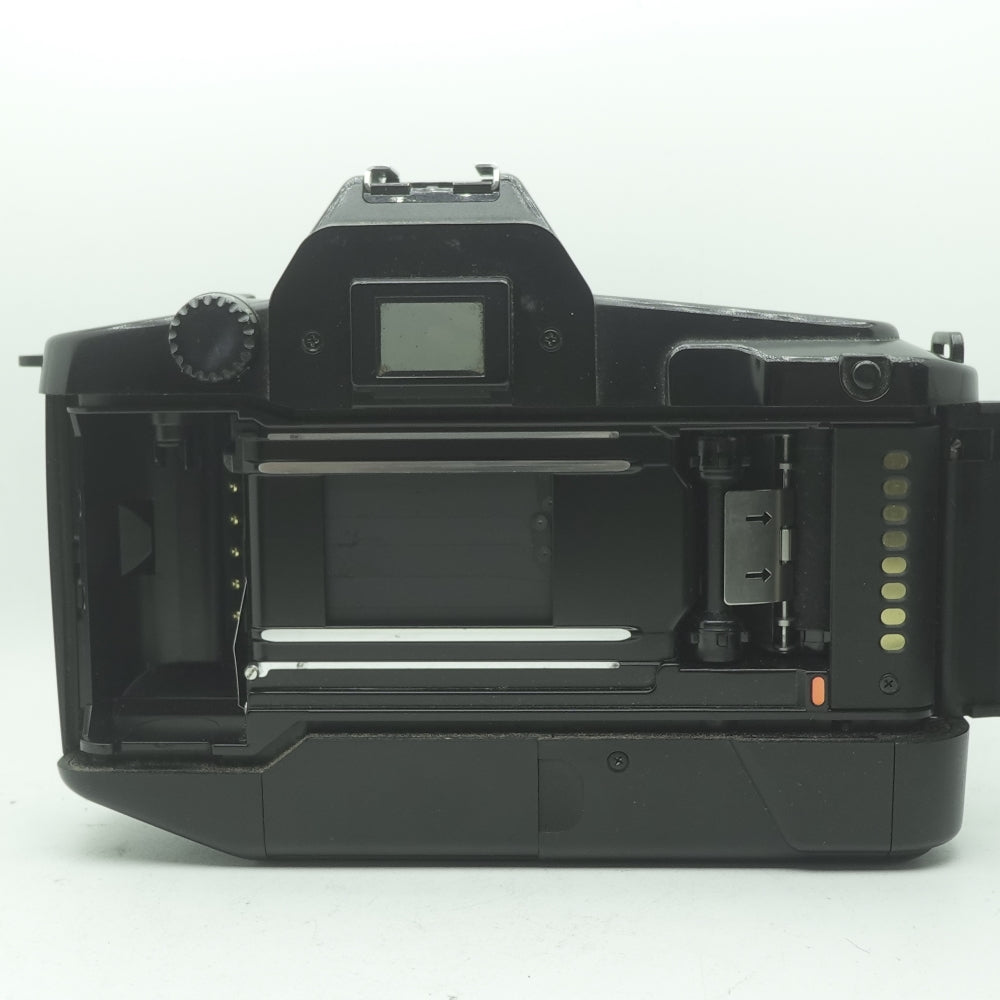 Used Canon 650 | DSLR | Black | U8