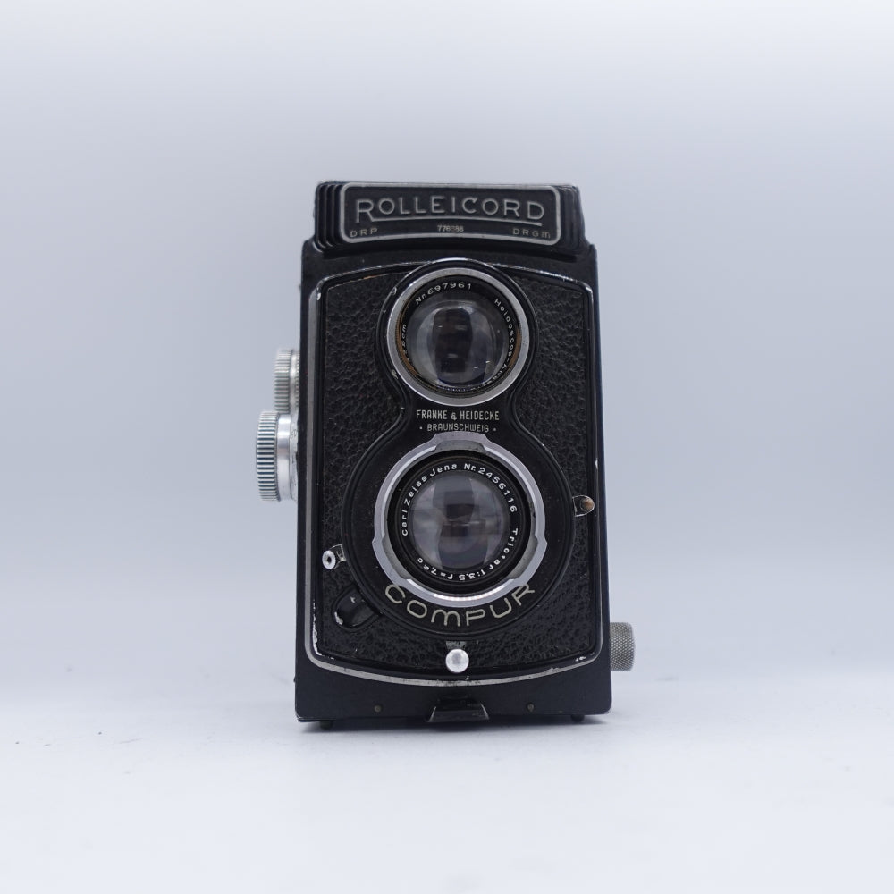 Used Rolleicord II Model 3 Medium Format Twin Lens Reflex Camera | Black | U8