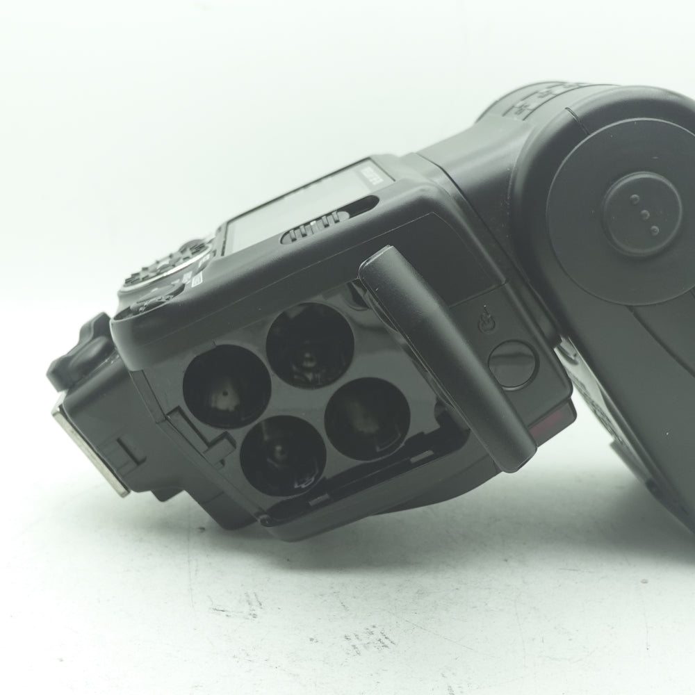 Used Nikon Speedlight SB-700 TTL | U9