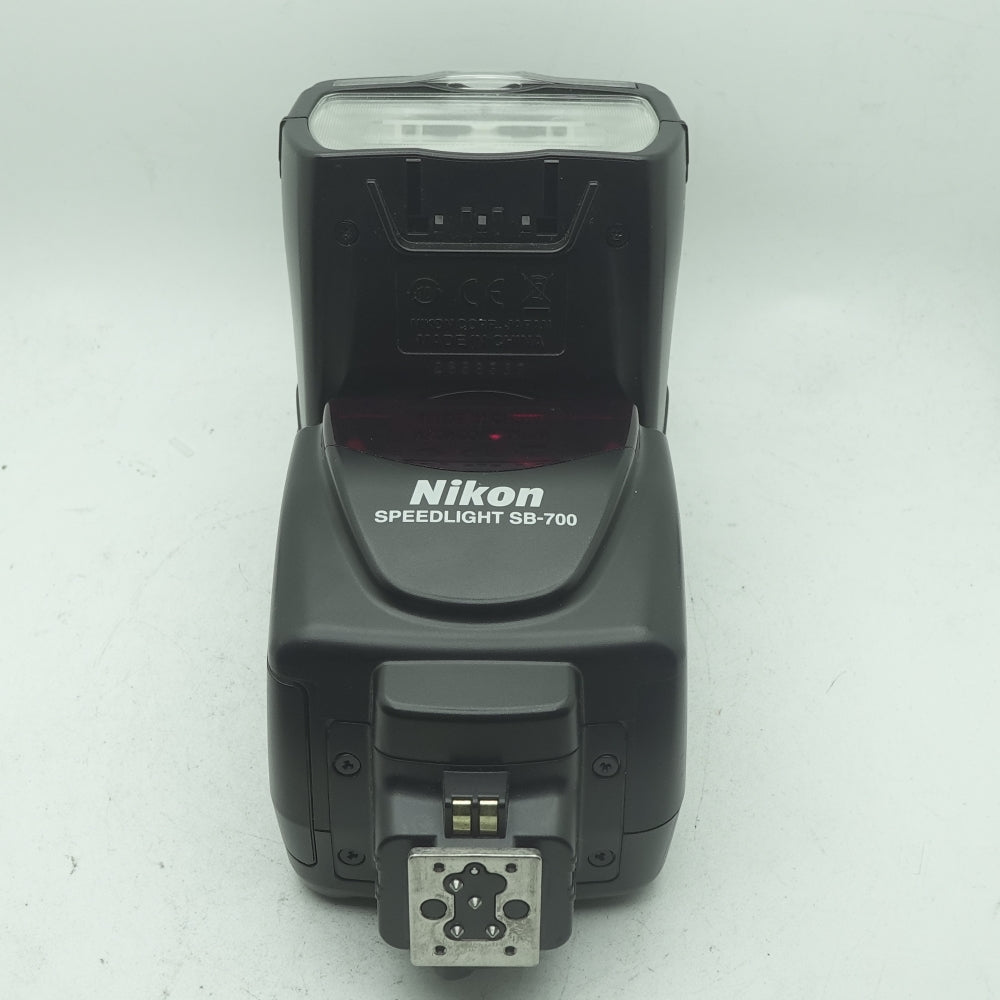Used Nikon Speedlight SB-700 TTL | U9