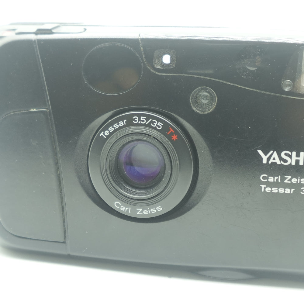 Used Yashica T4 | 35mm | f/3.5 | Black | U8+