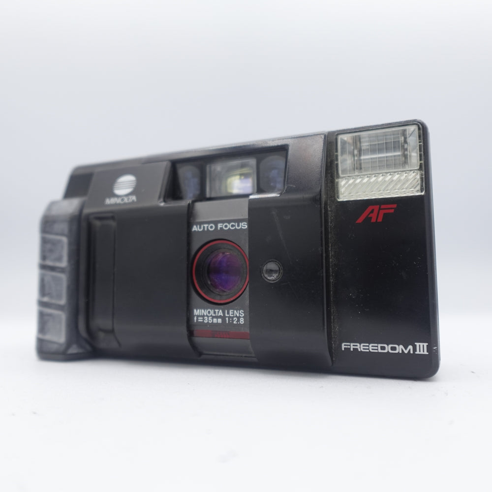 Used Minolta Freedom III 35mm Point and Shoot Camera | Black | U9