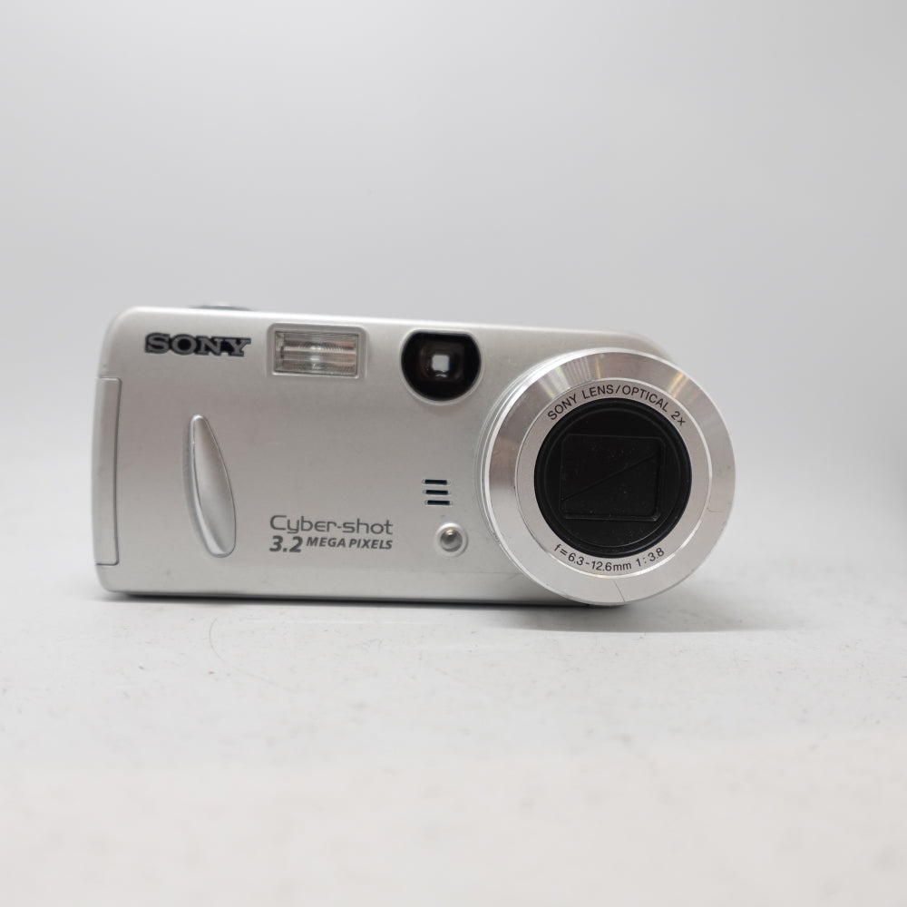 Used Sony Cyber-shot DSC-P52 Digital Point and Shoot Camera | Silver | U8+