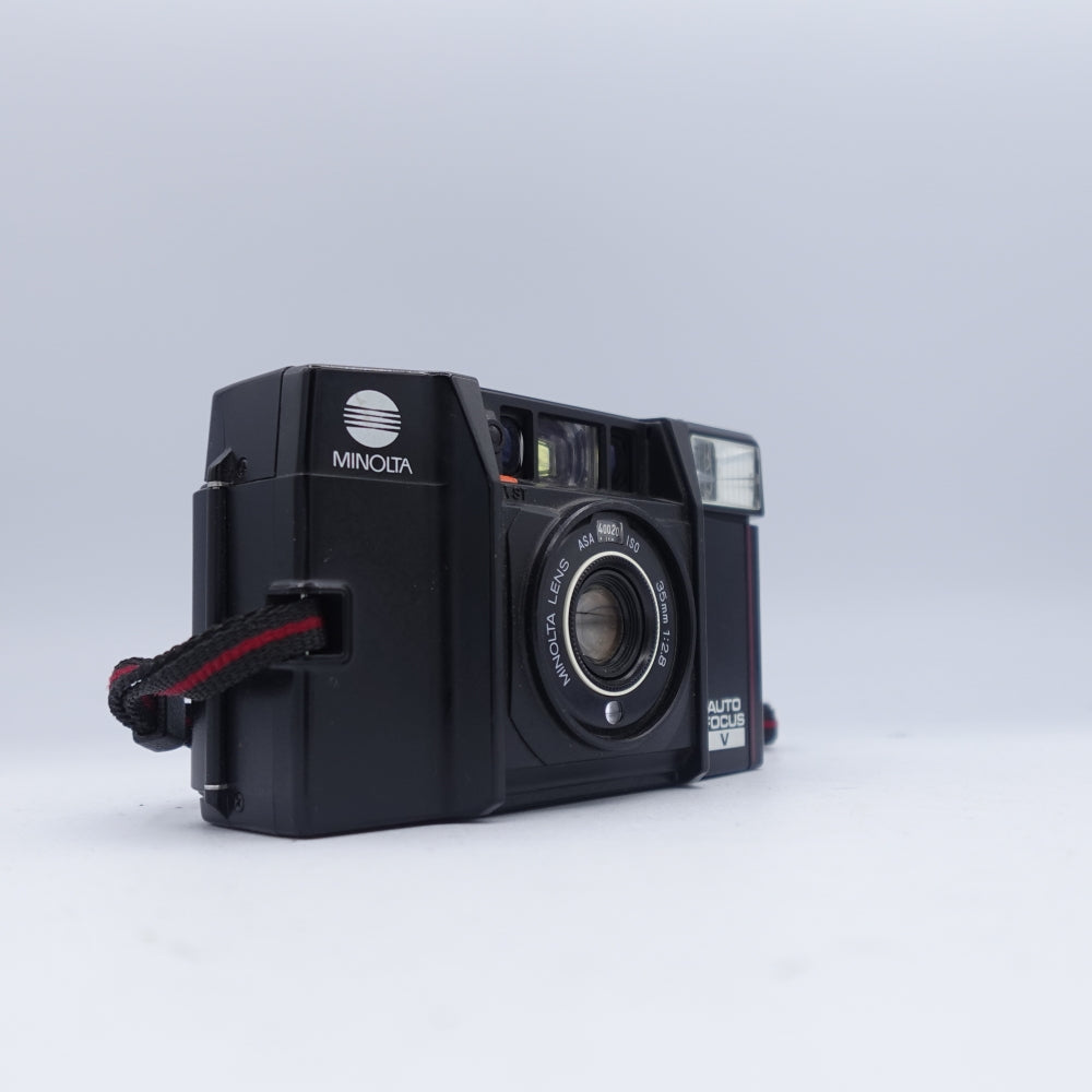 Used Minolta Auto Focus Sv 35mm Point and Shoot Camera | Black | U9