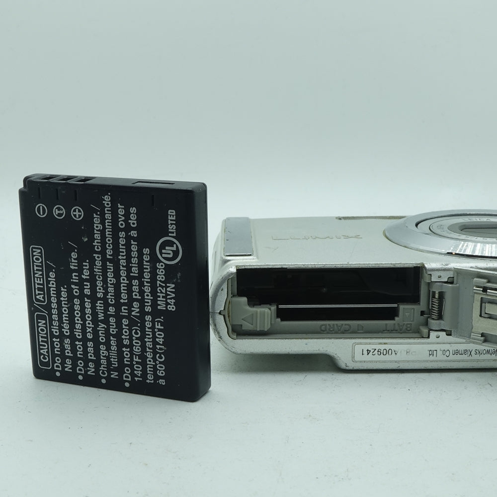 Used Panasonic Lumix DMC-FS3 | Silver | U8