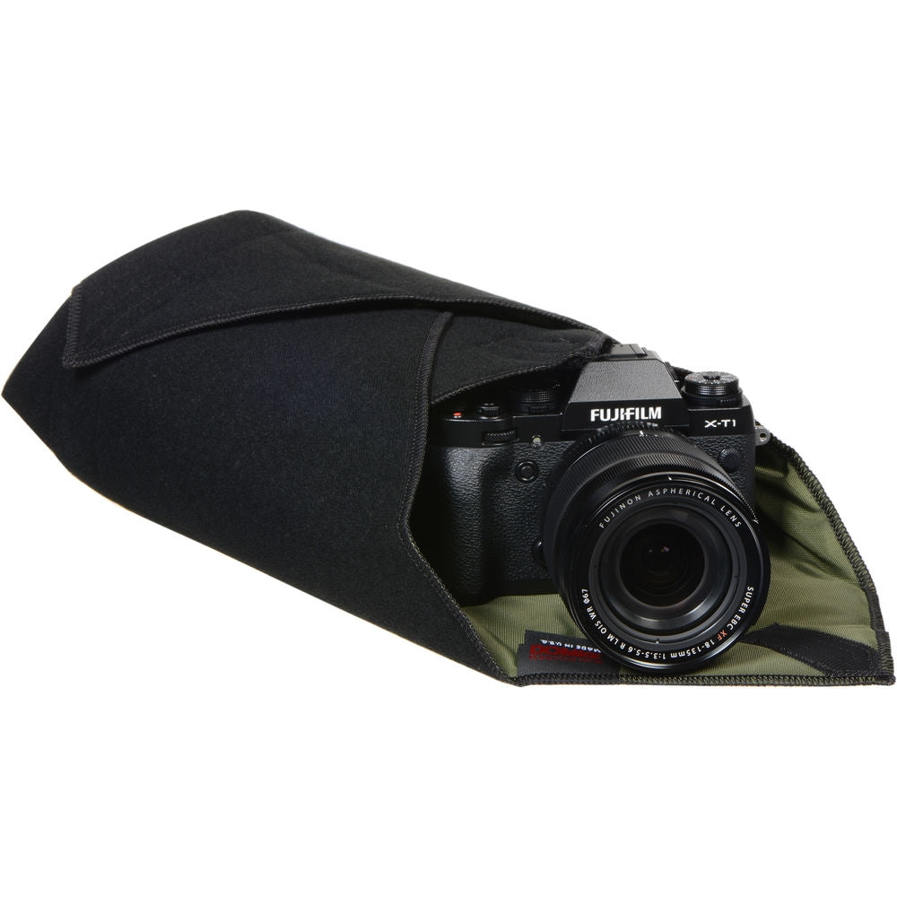 Domke 15x15" Color Coded Protective Wrap | Black