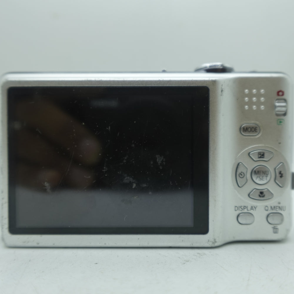 Used Panasonic Lumix DMC-FH20 | Silver | U7