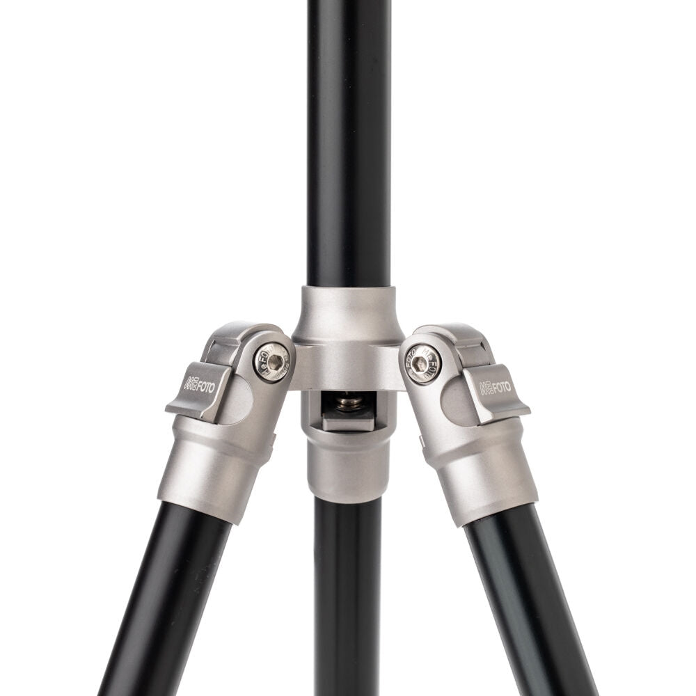 Benro MeFOTO BackPacker Classic Aluminum Travel Tripod with Ball Head | Titanium