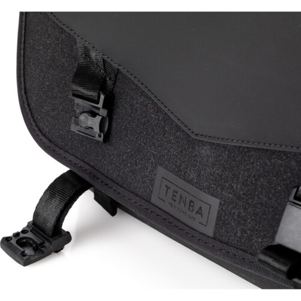 Tenba DNA 13 DSLR Camera Messenger Bag | Black