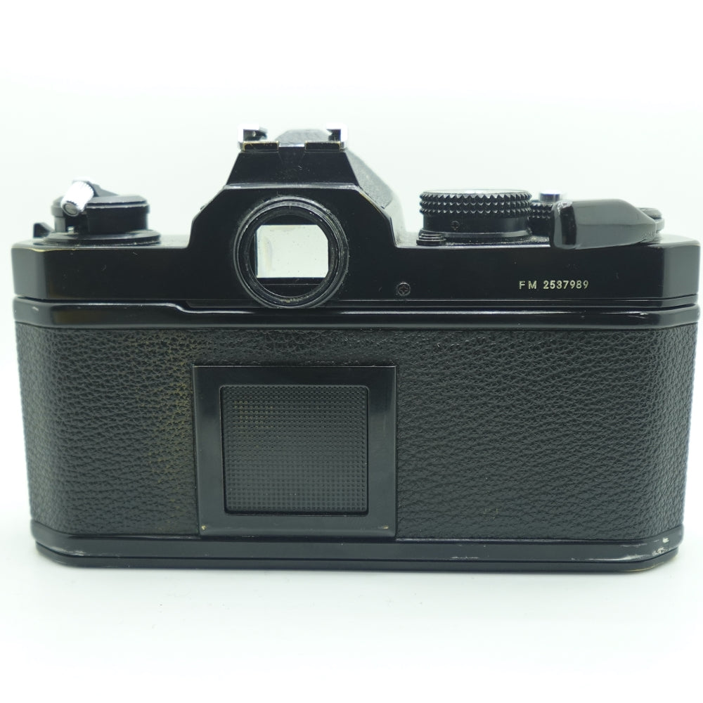 Used Nikon FM 35mm Camera | Black | U7