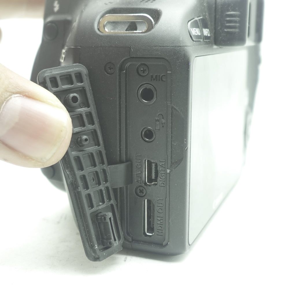Used Canon EOS Rebel SL1 | U8