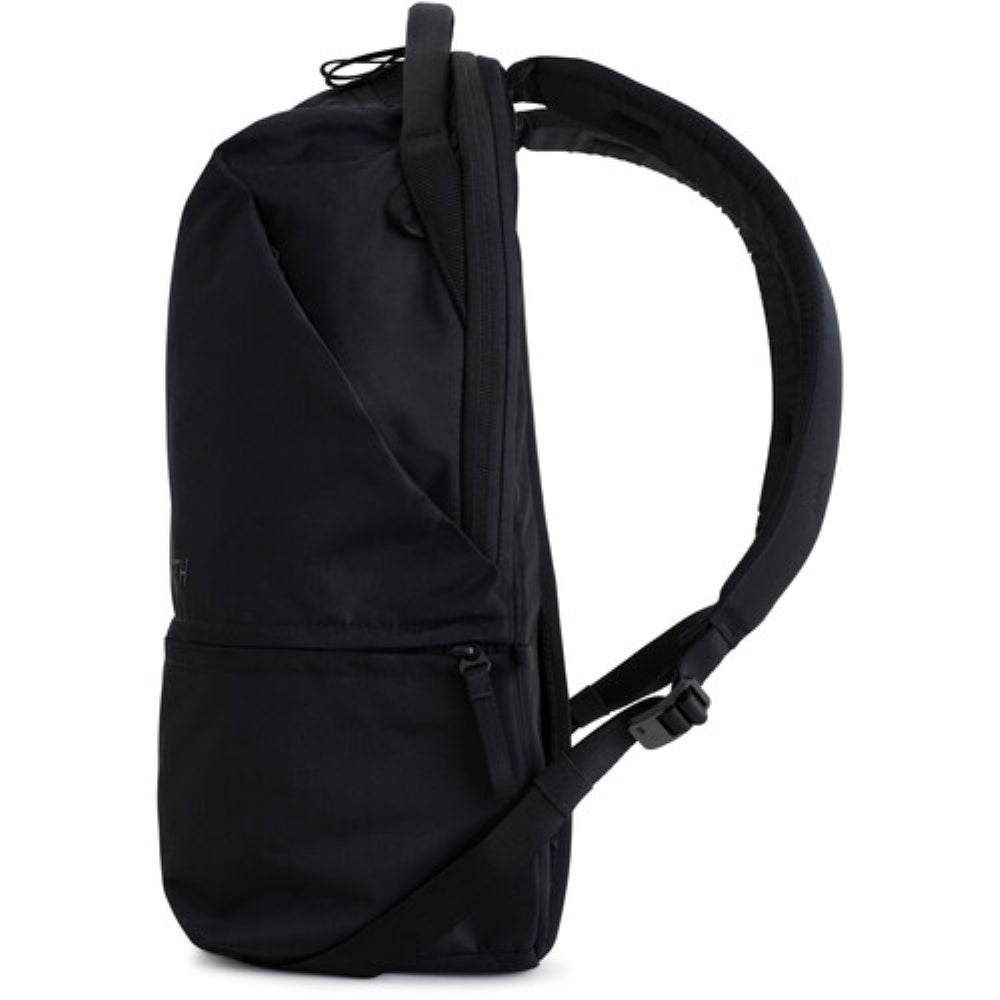 Urth Arkose 20L Backpack with Camera Insert | Black