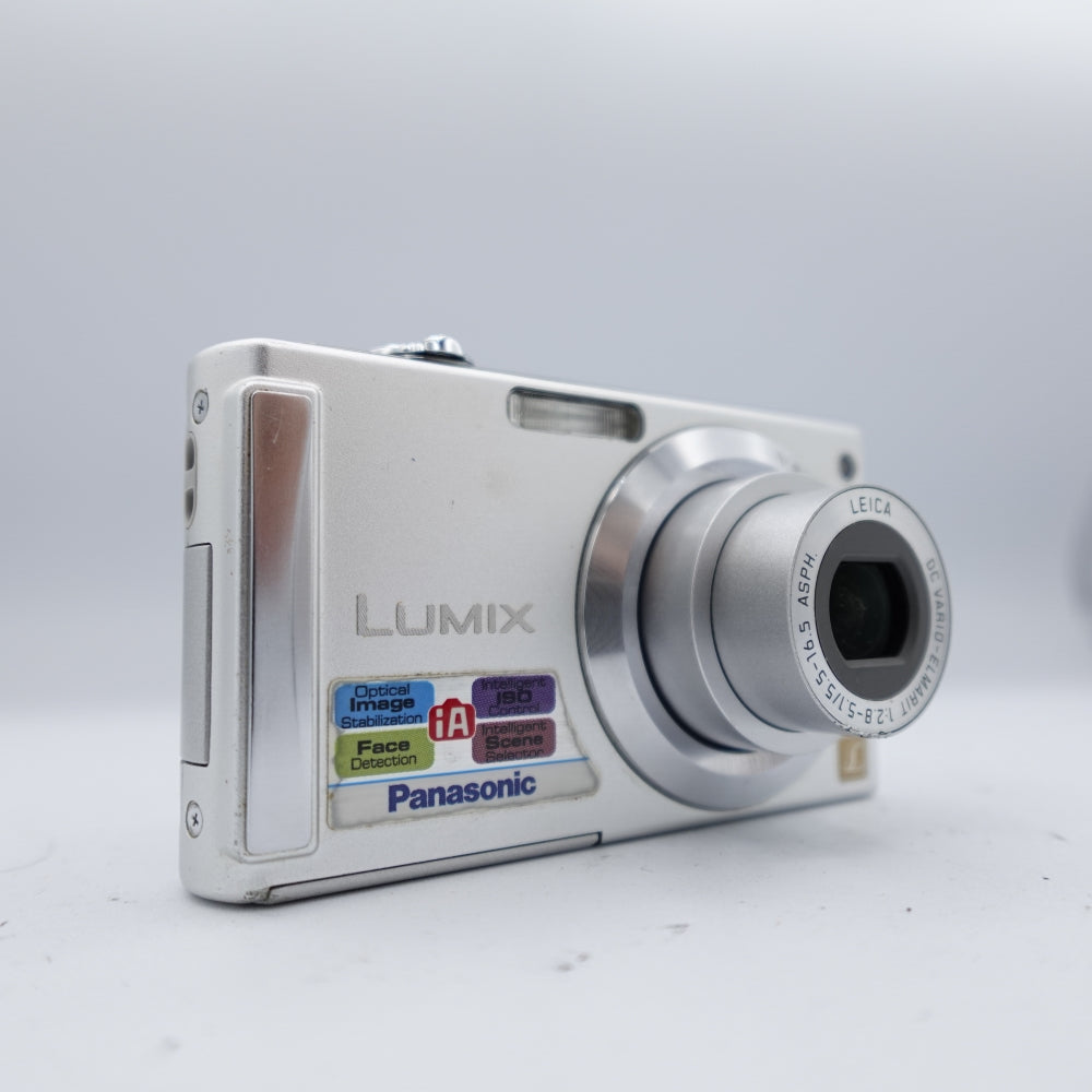 Used Panasonic Lumix DMC-FS3 Digital Point and Shoot Camera | Silver | U8+