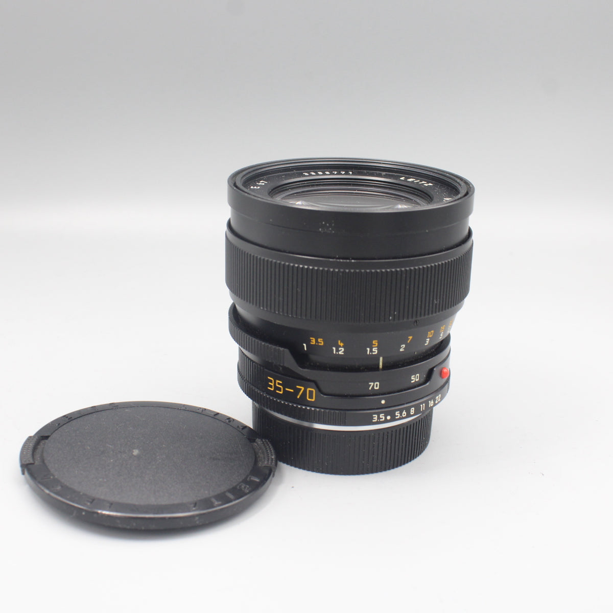 Used Leica R 35-70mm f3.5 Vario Elmar 3 Cam Lens | Black