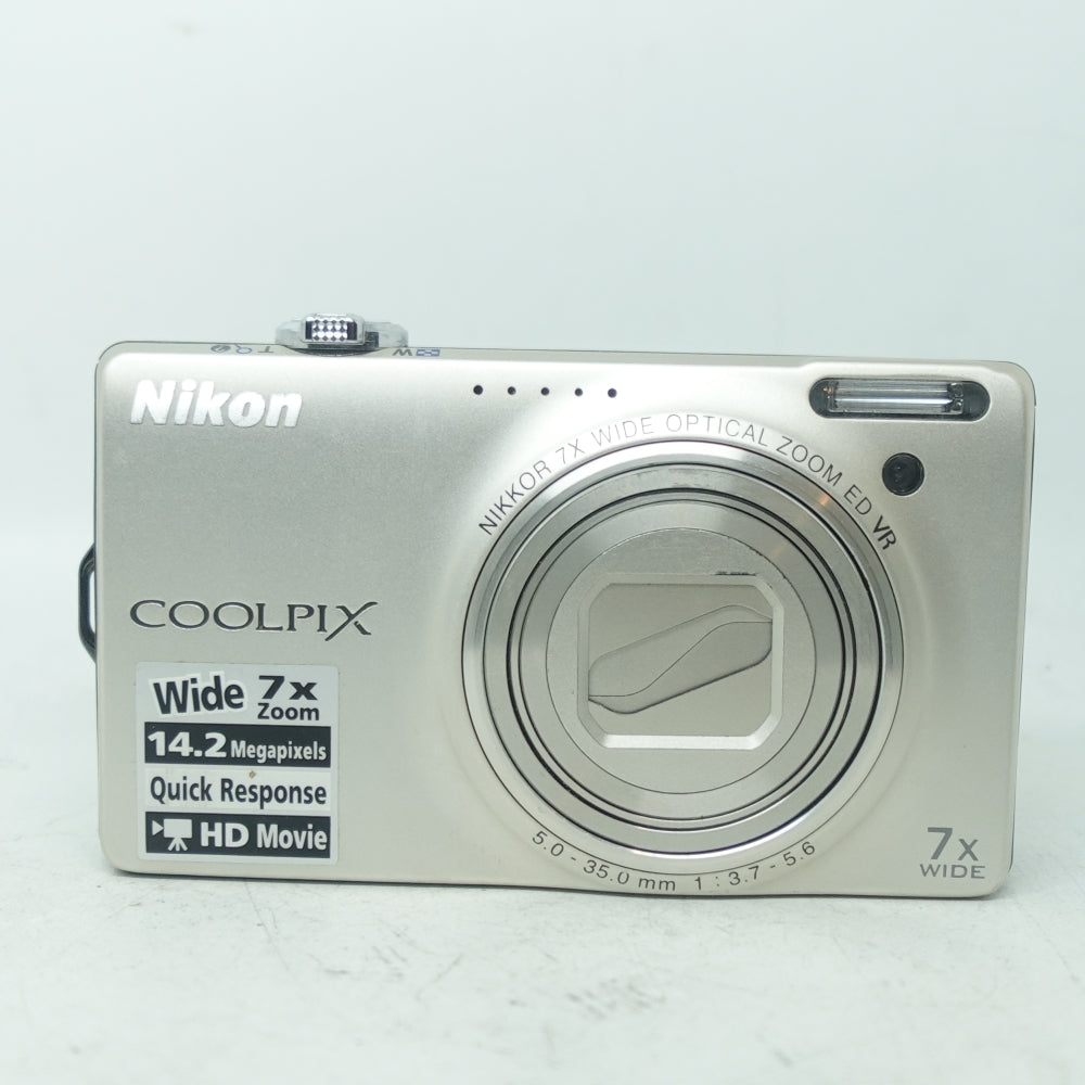 Used Nikon Coolpix S6000 | Silver | U8