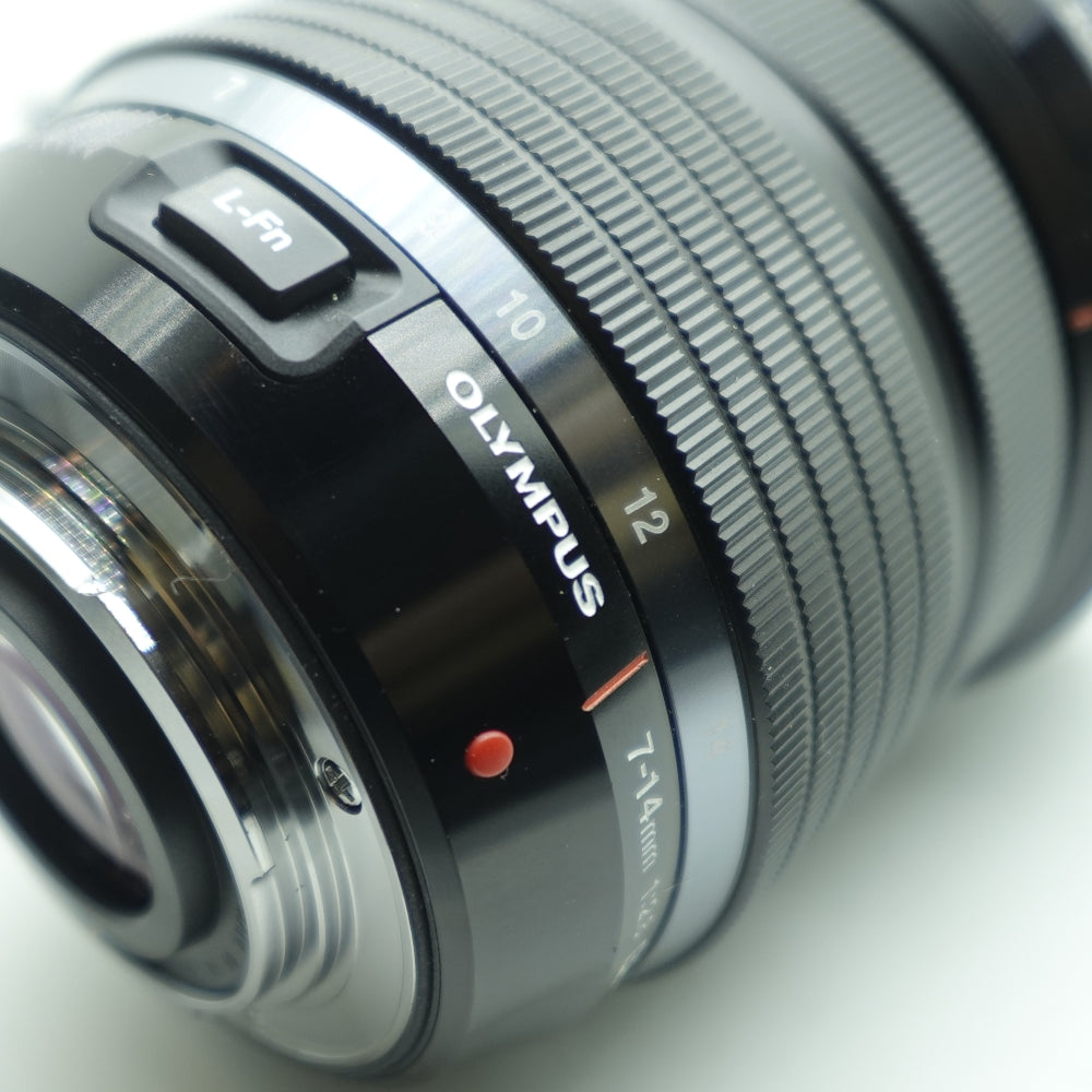 Used Olympus 7-14mm f/2.8 | Black | U8
