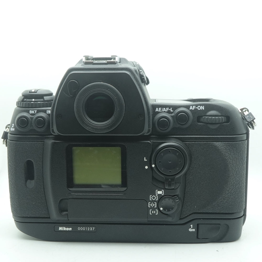 Used Nikon F6 Auto Focus 35mm SLR Camera Body | Black | U9+