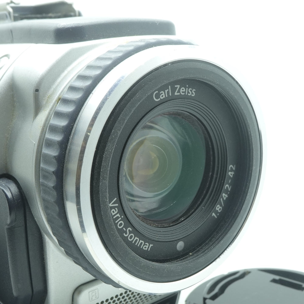 Used Sony DCR-TRV30 | Silver | MiniDV | U8