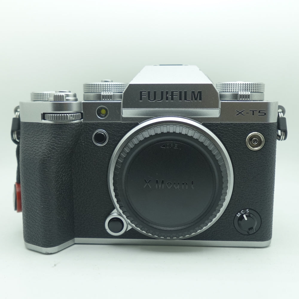 Used FujiFilm XT5 | Silver | U8